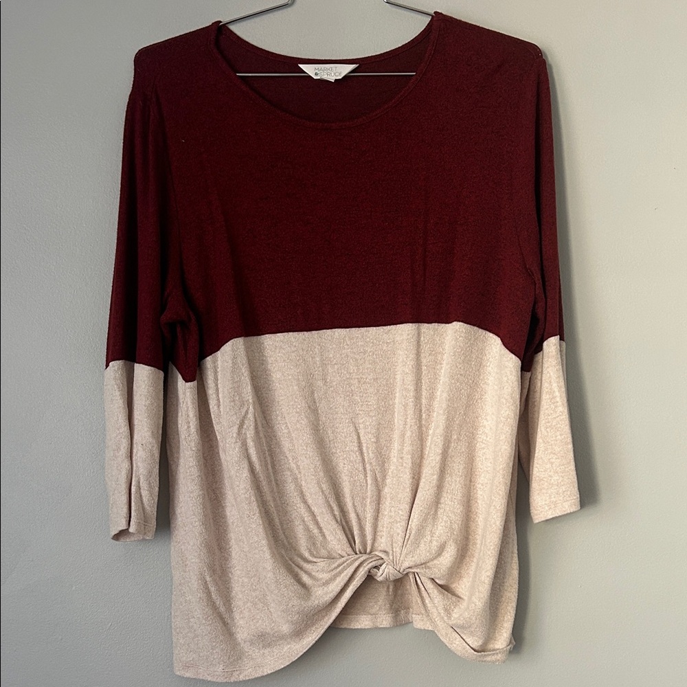 Market & Spruce Burgundy and Beige Long Sleeve Top